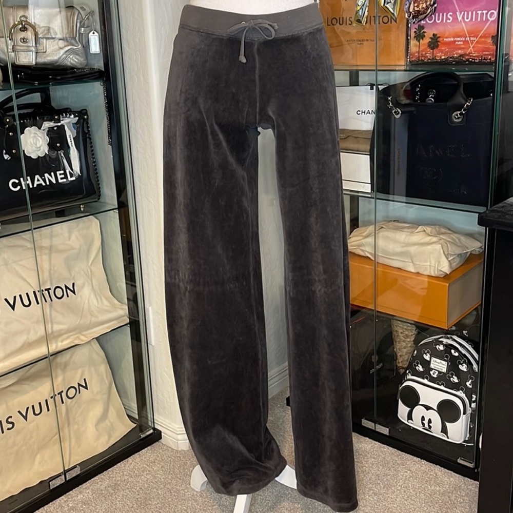 juicy couture velour track pants in gray